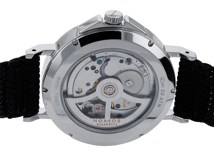 Nomos Glashutte Ahoi 551 Image 4